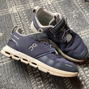 Kids On running sneakers